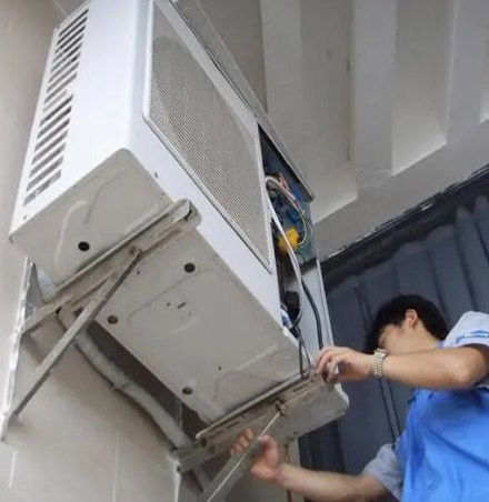 东宝24小时空调维修热线